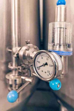 pressure-gauge-pressure-measurment-2023-11-27-05-06-04-utc